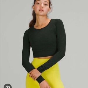 Lululemon Dark Green Long Sleeve Cropped